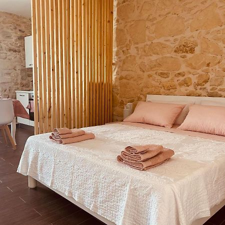 Mary Home Sicily Deluxe รากูซา ภายนอก รูปภาพ