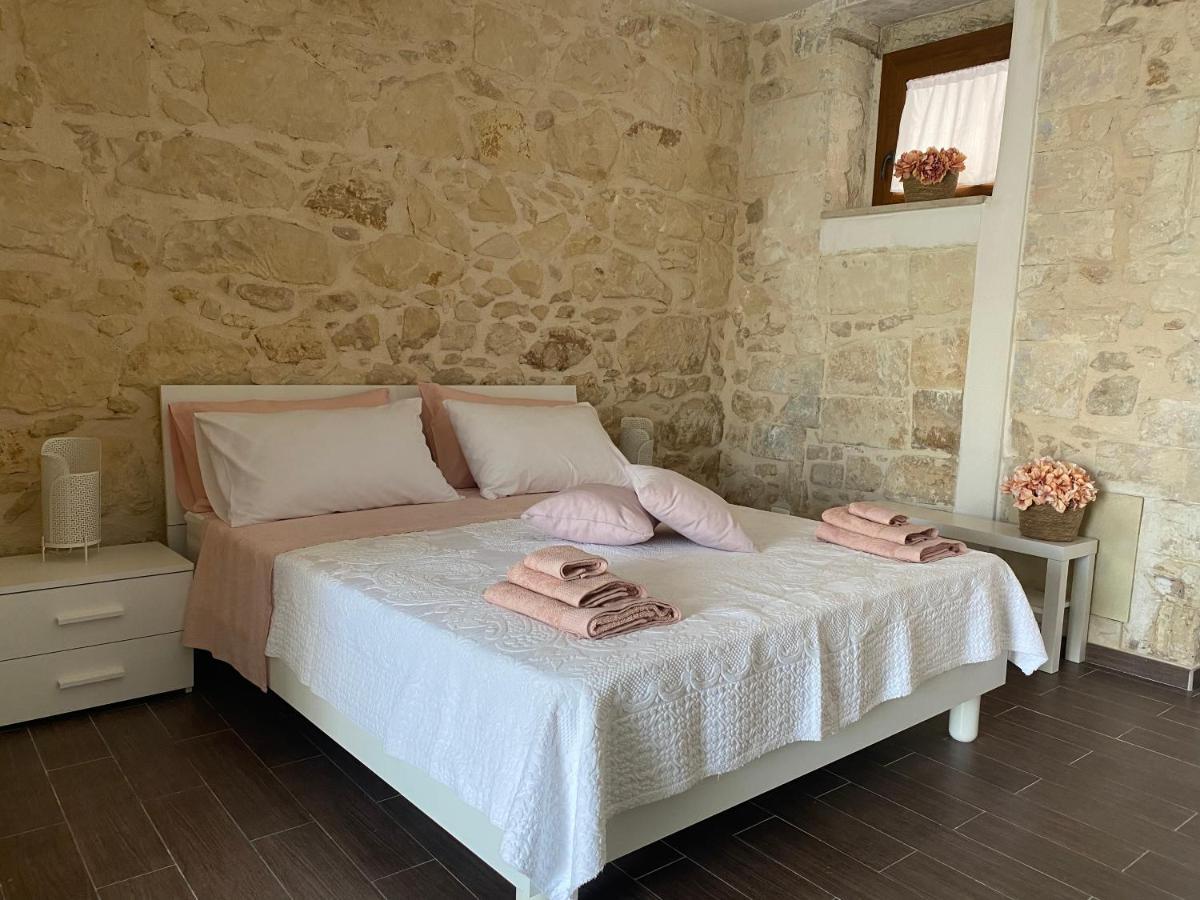 Mary Home Sicily Deluxe รากูซา ภายนอก รูปภาพ