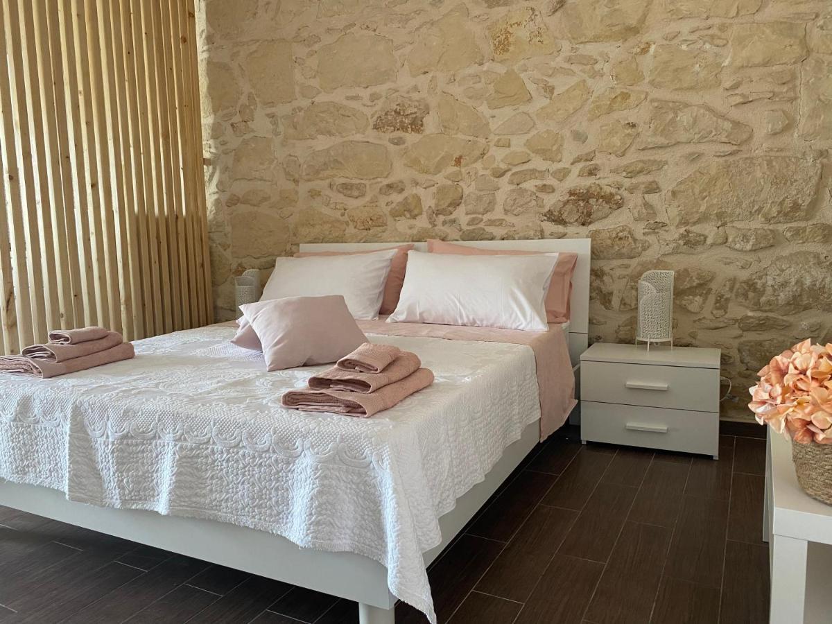 Mary Home Sicily Deluxe รากูซา ภายนอก รูปภาพ