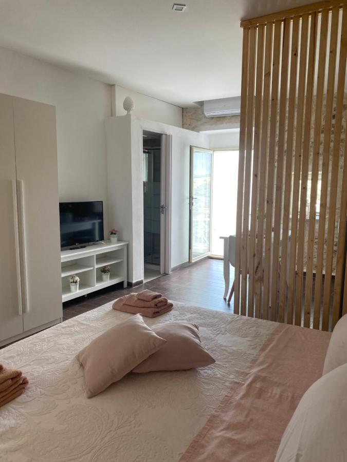 Mary Home Sicily Deluxe รากูซา ภายนอก รูปภาพ